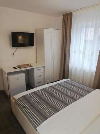 Гостевой дом Guest House Piatra Craiului Бран Двухместный номер с 1 кроватью-10