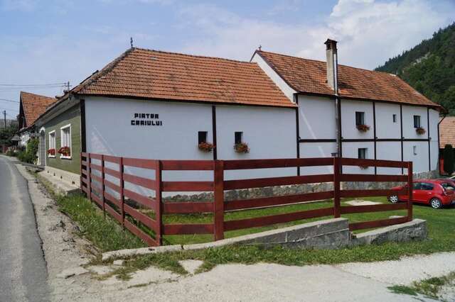 Гостевой дом Guest House Piatra Craiului Бран-37